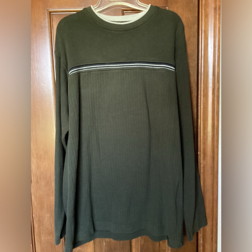 Point Zero men dark green size L sweater in very good condition